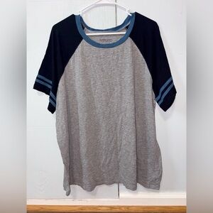 Torrid Super Soft Raglan Tee Size 3 | Gray & Black Baseball Style T-Shirt
